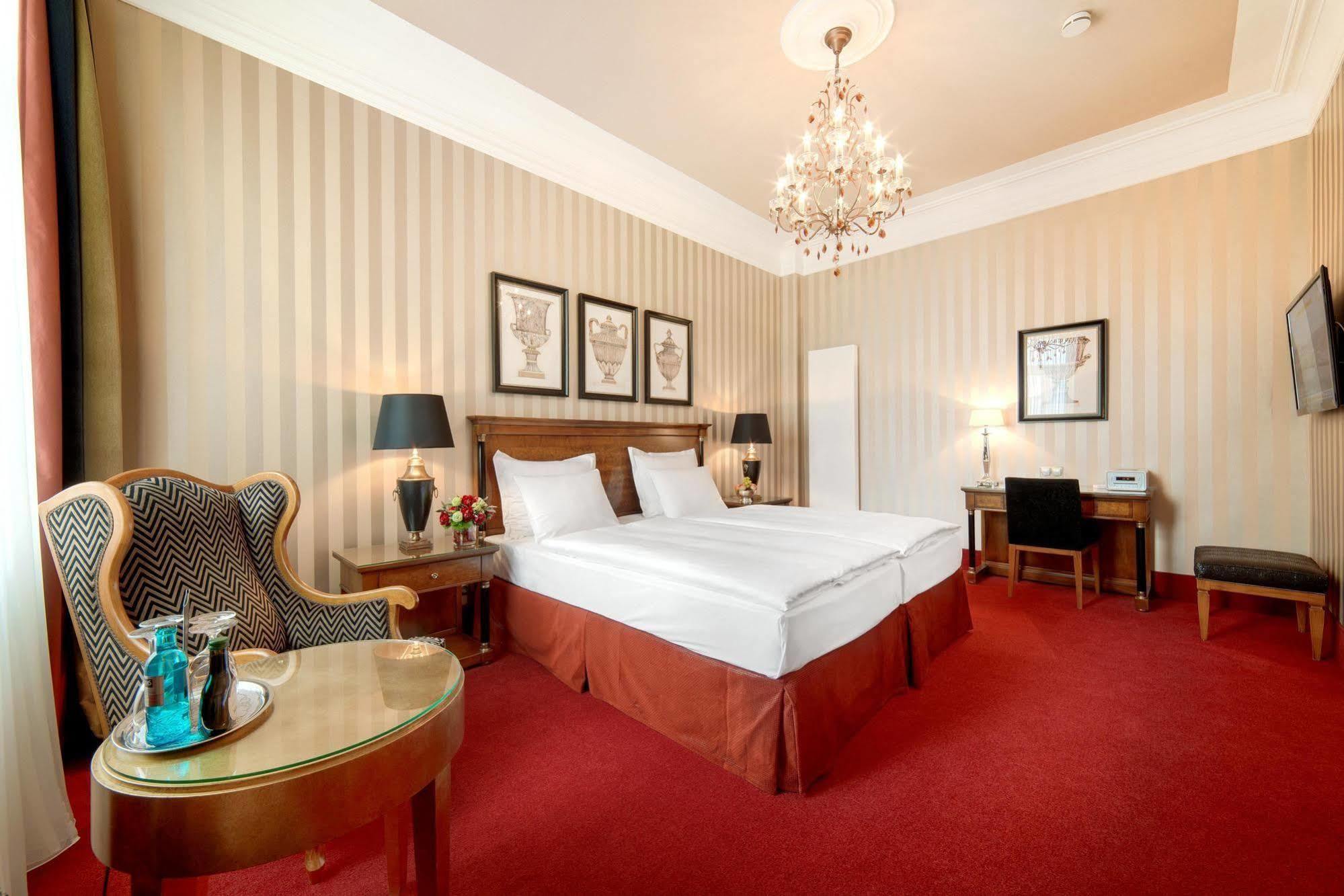 Romantik Hotel Das Smolka Hamburg Ngoại thất bức ảnh