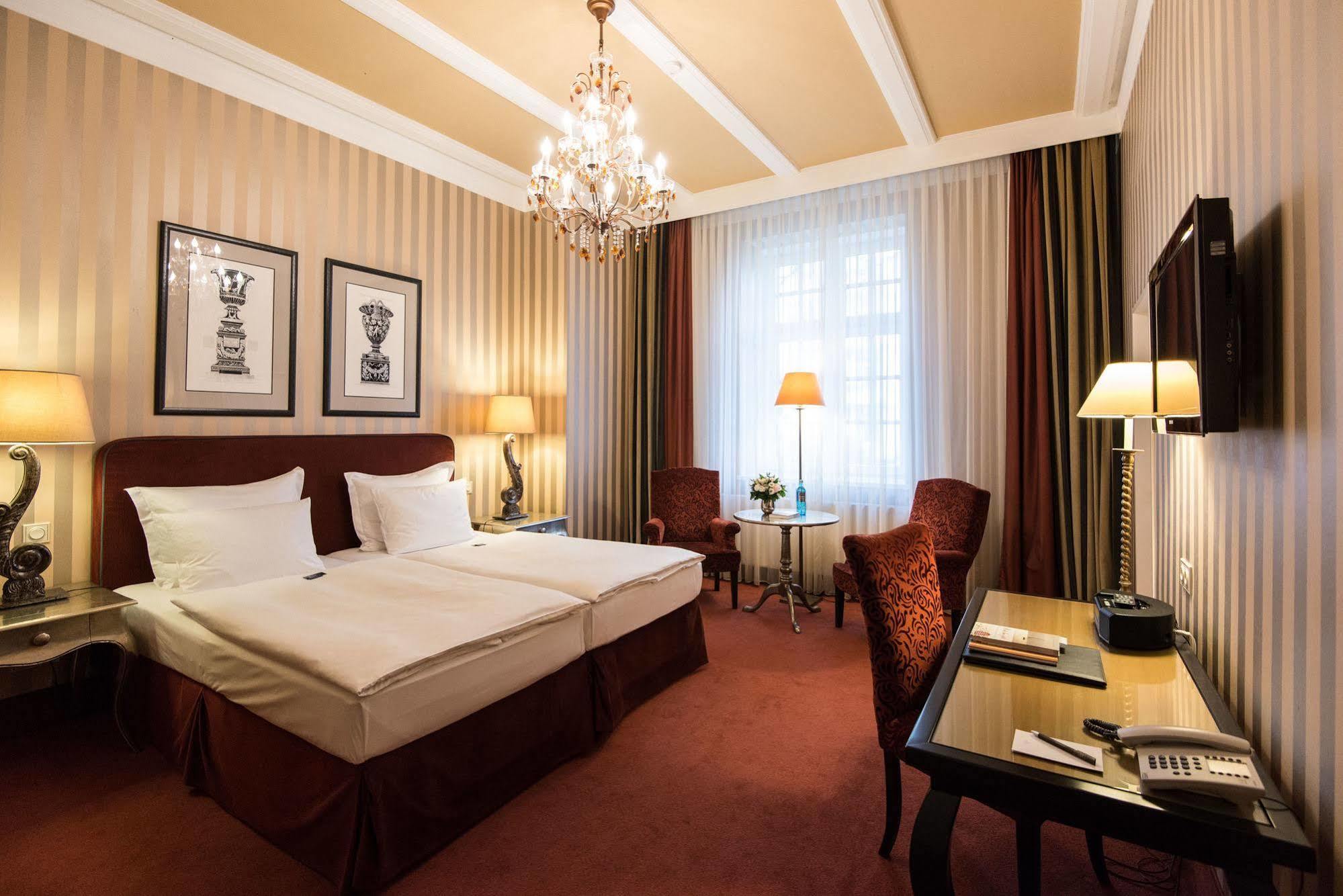 Romantik Hotel Das Smolka Hamburg Ngoại thất bức ảnh